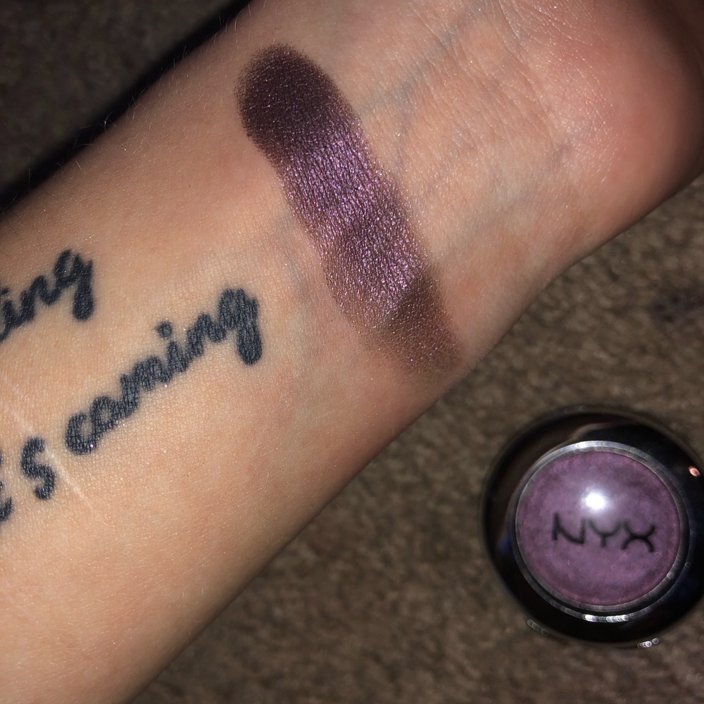 NYX eyeshadow